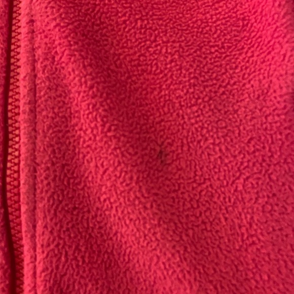 The North Face Women’s Fleece Pink & Gray sweater. - Picture 4 of 9